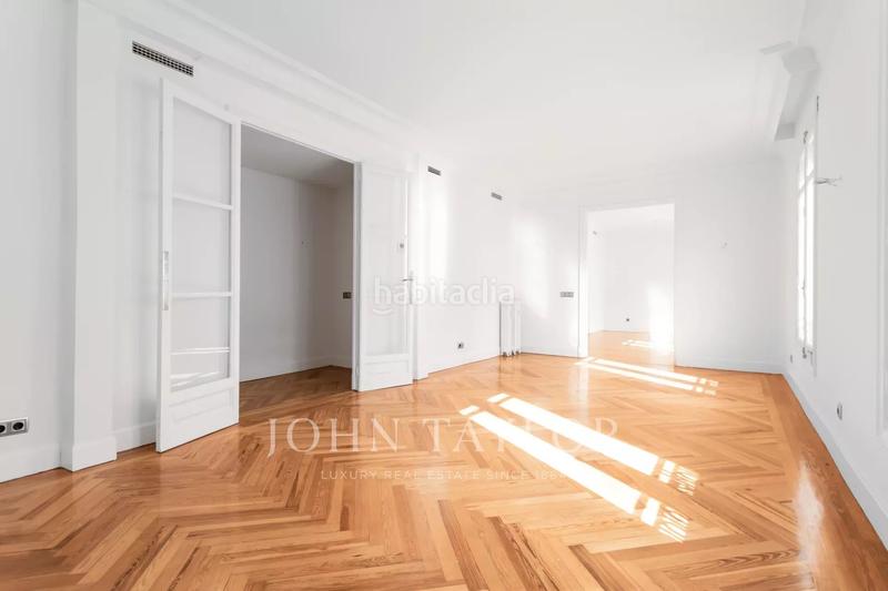 Foto 7e86675b-f30c-46f3-a76d-69d45e627534. Miete etagenwohnung mit heizung parking in Ríos Rosas-Nuevos Ministerios Madrid