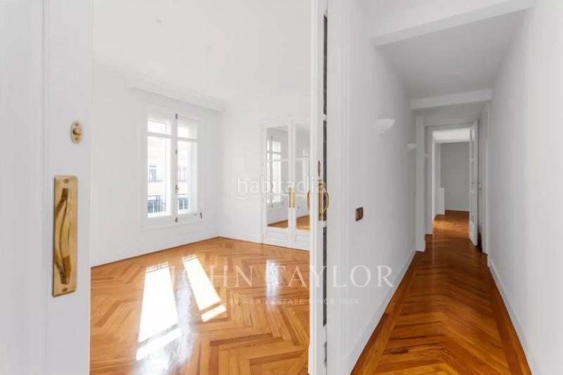 Foto ac46bb79-7d45-4203-8c70-24f5c692d1b6. Rent flat with heating parking in Ríos Rosas-Nuevos Ministerios Madrid