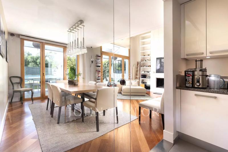 Foto 4ca74ef6-8a0d-450c-8773-f44a566d5e21. Casa a schiera con riscaldamento parcheggio piscina in Pozuelo de Alarcón