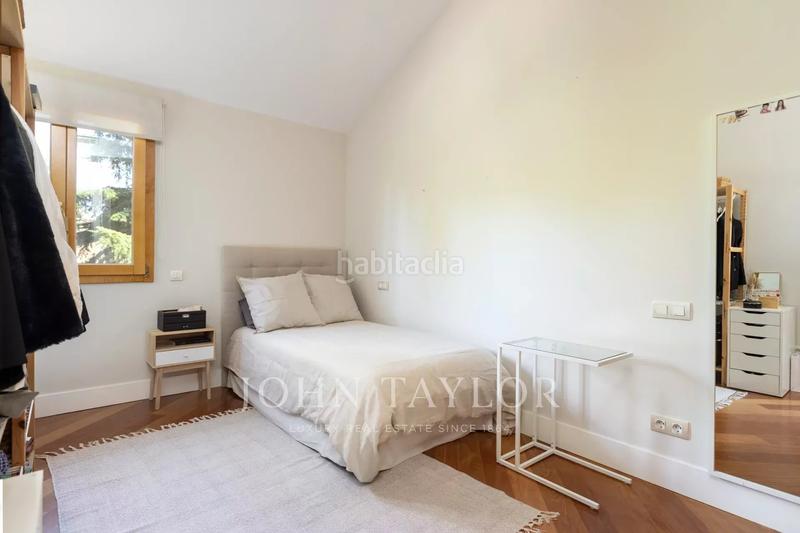 Foto 72d1ce0d-c8ba-4838-a228-36aa782f3634. Casa a schiera con riscaldamento parcheggio piscina in Pozuelo de Alarcón