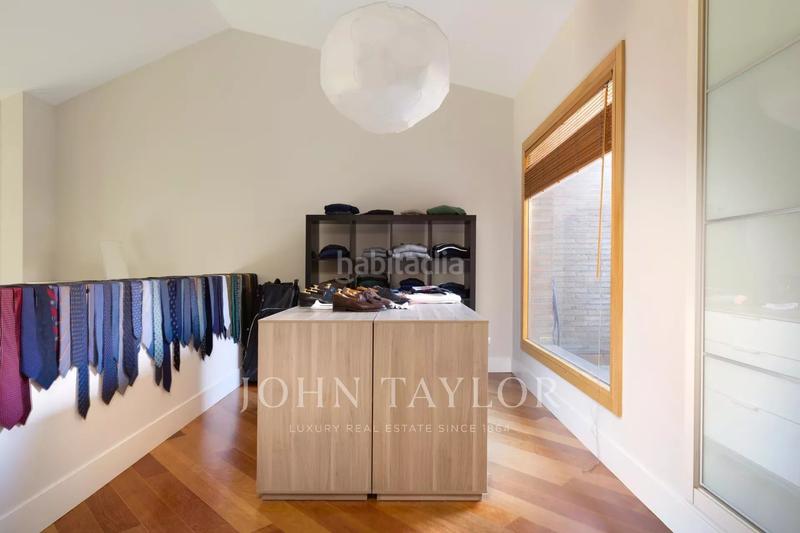 Foto a28bae76-7cdd-4133-864f-72f1c524c7ea. Casa a schiera con riscaldamento parcheggio piscina in Pozuelo de Alarcón