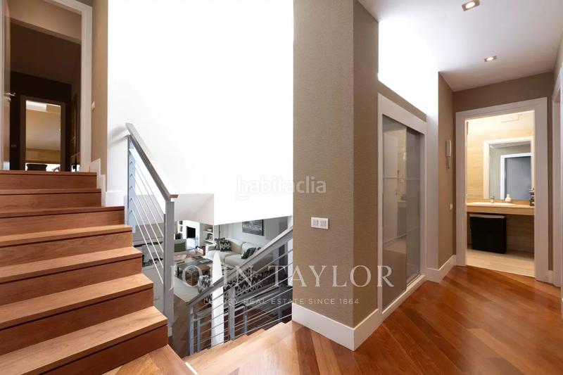 Foto c8ba5277-2d25-4ff1-9d2d-00a1ebca7a8c. Casa a schiera con riscaldamento parcheggio piscina in Pozuelo de Alarcón