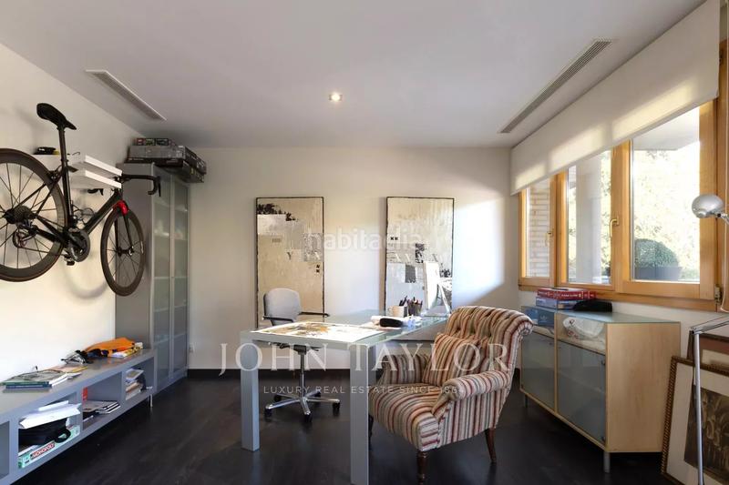 Foto 0b2ea5ef-fcfe-4b44-bae8-f3b90ef9f2de. Reihenhaus mit heizung parking pool in La Finca Pozuelo de Alarcón