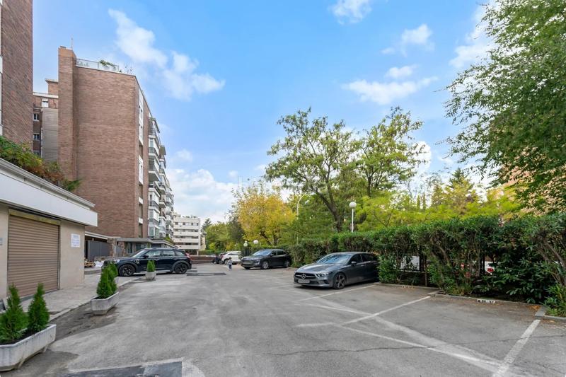 Foto e81328de-c6a9-49e8-9905-a05999b32d4f. Miete etagenwohnung mit heizung parking pool in Nueva España Madrid