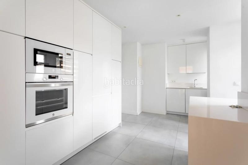 Foto 4b952785-fe25-4942-9766-d544c3179ddb. Alquiler piso en Nueva España Madrid