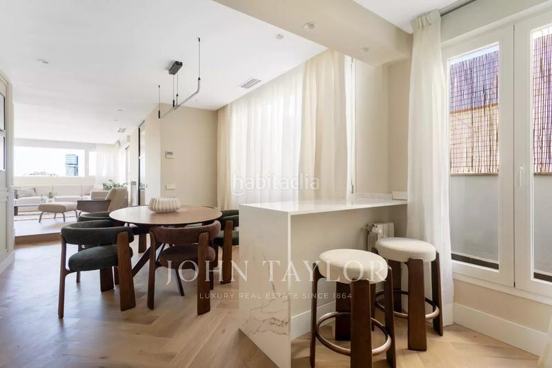 Foto 4a5dcdcc-4580-4f96-84bb-d43d9b2b3ebd. Dachwohnung mit heizung in Recoletos Madrid