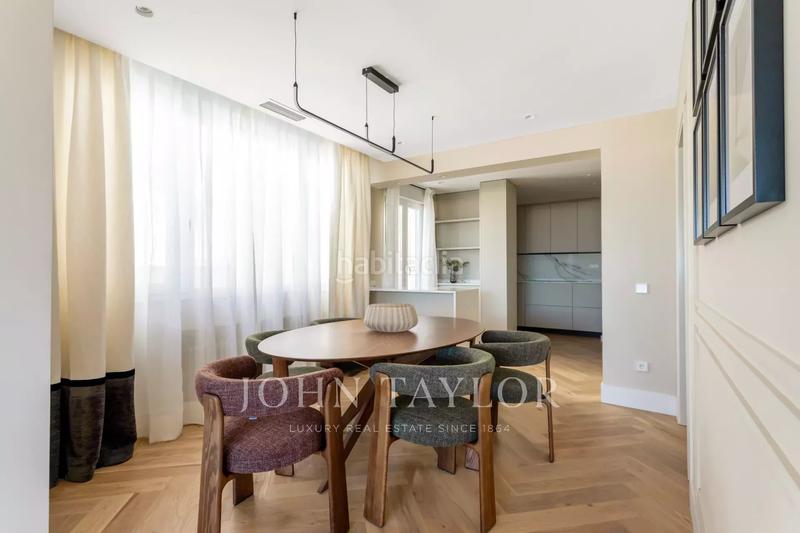 Foto 8cd98b5d-085a-4b29-9c65-1245a3730f64. Dachwohnung mit heizung in Recoletos Madrid