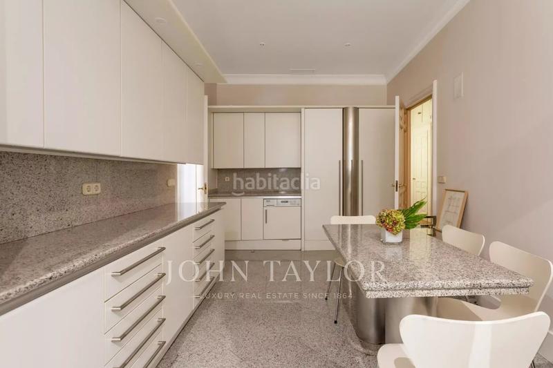 Foto cc5523e0-2f45-479b-9fc6-fd8025305cc5. Location appartement avec chauffage dans Justicia-Chueca Madrid