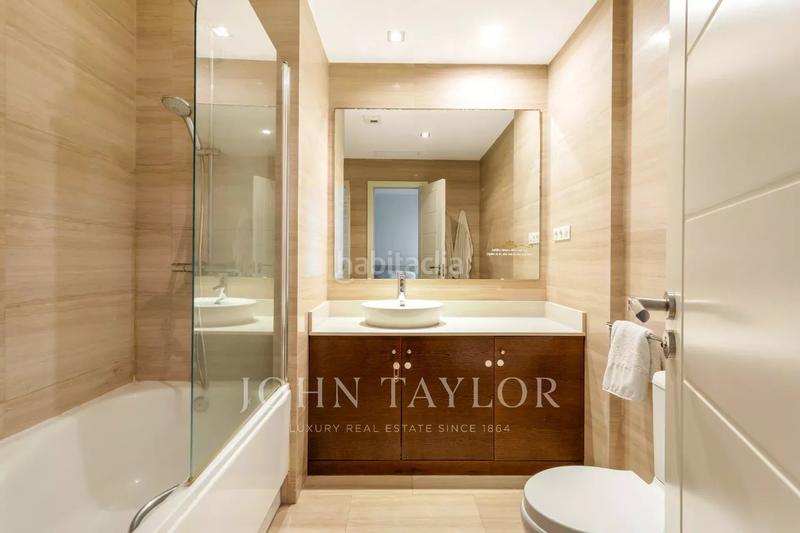 Foto d5b0df27-dc40-4c1f-a8f8-3488b8e550ca. Appartement avec chauffage dans Argüelles Madrid