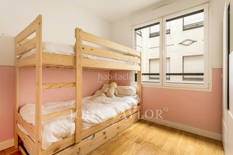 Foto b259df41-f18c-4793-b59a-666e82e2f087. Piso en Argüelles Madrid