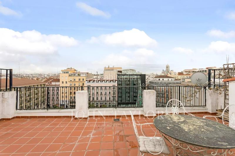 Foto 2c9b4623-d63b-4981-8ee1-581f0370c3ef. Attico con riscaldamento in Justicia-Chueca Madrid