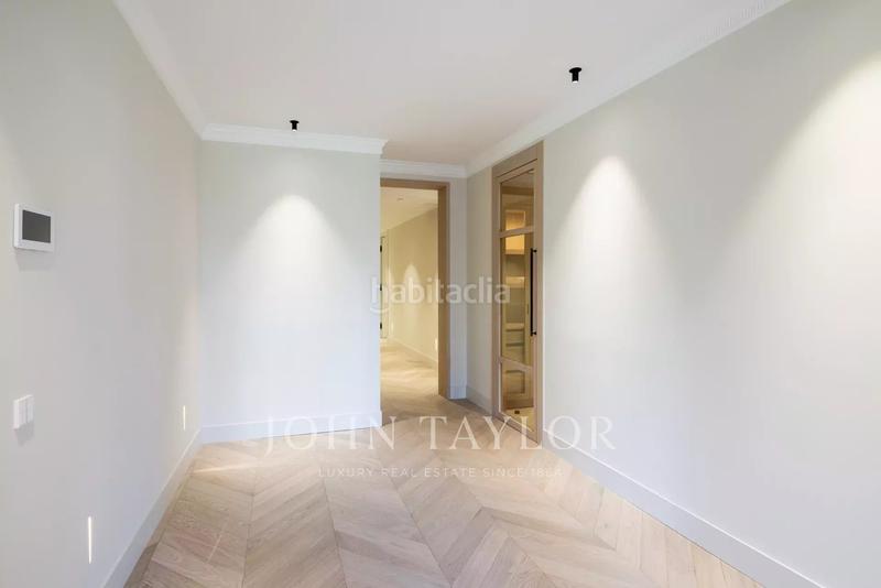 Foto b6f6cd8f-bbde-405f-ac0c-d5f912ee3598. Appartamento con riscaldamento in Castellana Madrid