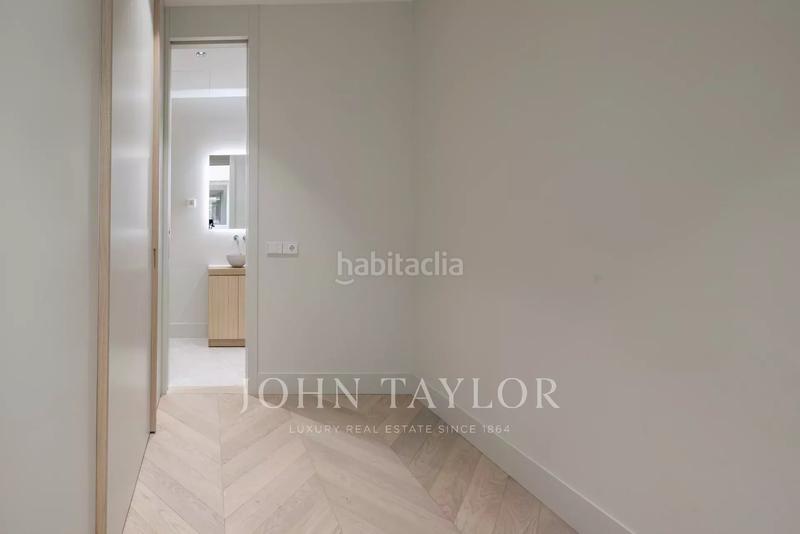 Foto e58cee01-41d9-4148-88aa-88d25325a0b2. Etagenwohnung mit heizung in Castellana Madrid