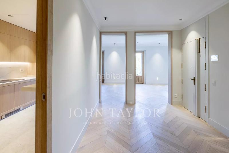 Foto bb6ec468-5a67-4d7d-b45f-2ea174eda475. Piso en Castellana Madrid