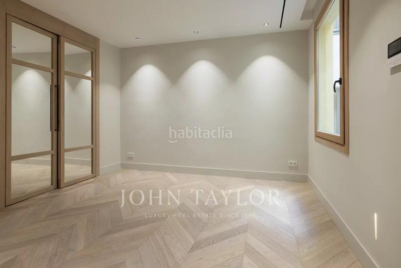 Foto e781c468-efc6-422f-bd59-42557635879f. Piso en Castellana Madrid