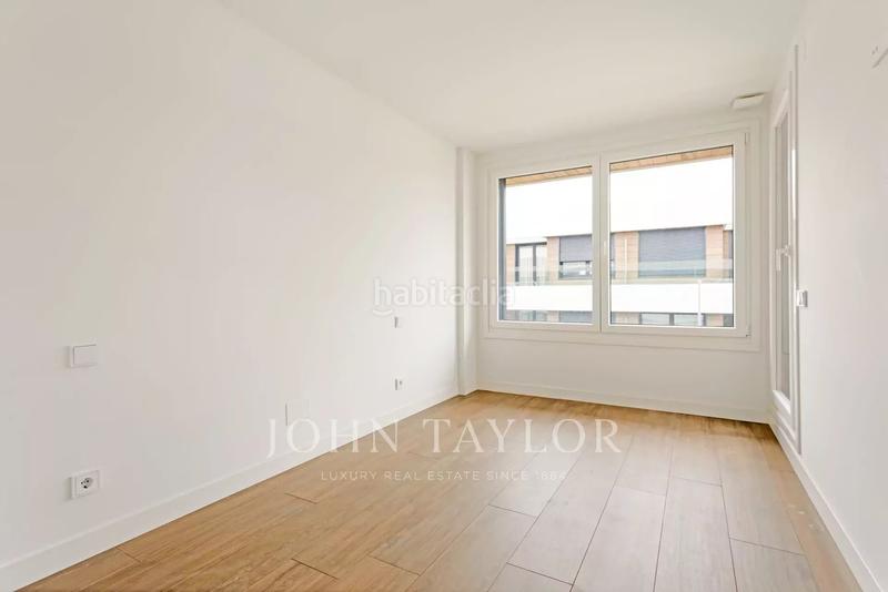 Foto 086fddf0-6d58-4c25-9df9-131b89932ca3. Lloguer àtic amb calefacció aparcament a Encinar de los Reyes La Moraleja