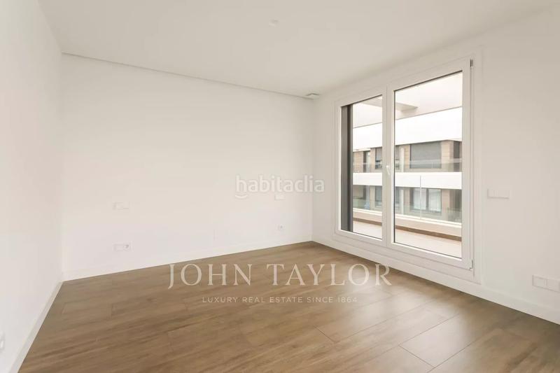 Foto 604b5c8d-6b75-4955-b8db-6fc5d8a3f5f2. Alquiler ático en Encinar de los Reyes La Moraleja