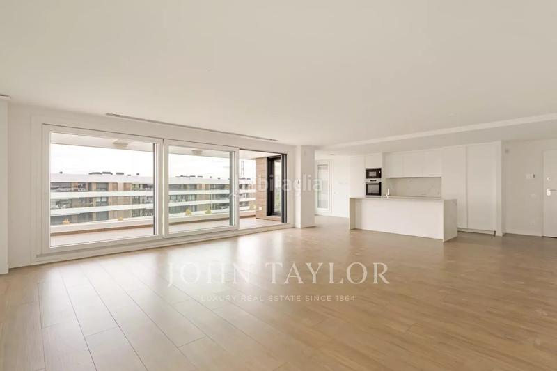 Foto f9ff4bf1-29f6-4336-817e-f5fb191dd802. Miete dachwohnung mit heizung parking in Encinar de los Reyes La Moraleja