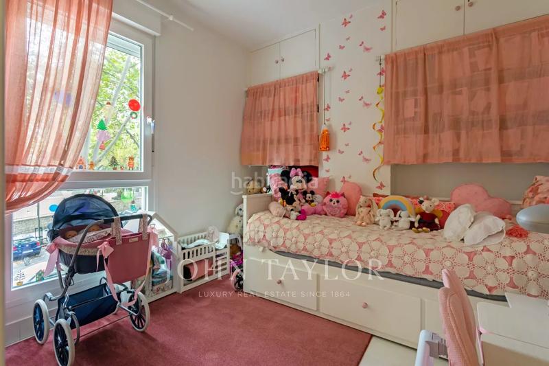 Foto d5bf6be7-bee8-4b60-8d53-fc47ca7f77ec. Flat with heating parking in Nueva España Madrid