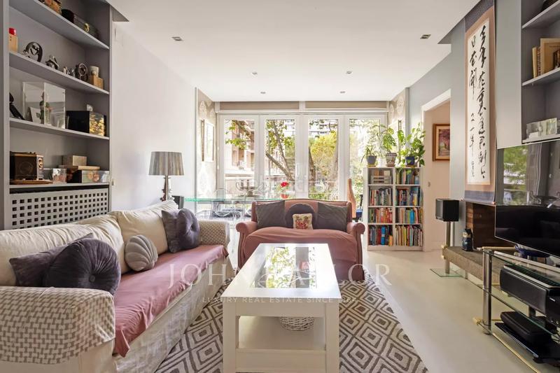 Foto ed120b92-40bc-4a57-a883-062aeec88962. Flat with heating parking in Nueva España Madrid