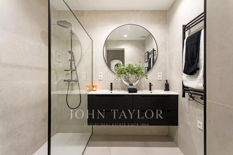 Foto f33c31a6-b0a9-4bd0-9182-3bf04eb6f9ae. Appartement avec chauffage dans Universidad-Malasaña Madrid