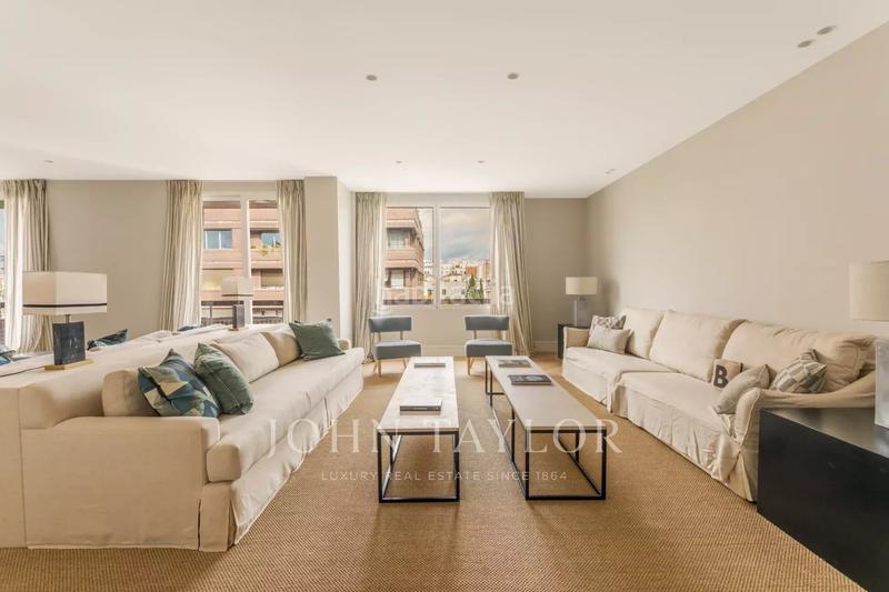 Foto 7c17ecc3-fcc0-4ef5-8241-f267e9a8eff0. Rent flat with heating parking in Castellana Madrid