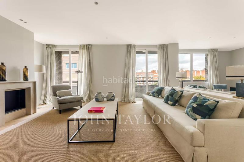 Foto 7c49b02e-5091-4220-9f65-ad6ee3812f40. Rent flat with heating parking in Castellana Madrid