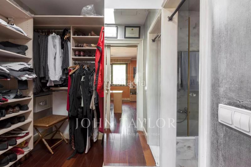 Foto 0b71a6a9-c717-4b2b-9b19-ec1ea68eac84. Rent duplex with heating parking in Nueva España Madrid