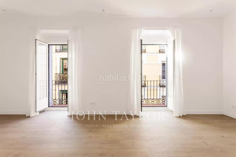 Foto 809dc24d-340c-4e7c-a71a-5cc0feec9433. Piso en Universidad-Malasaña Madrid