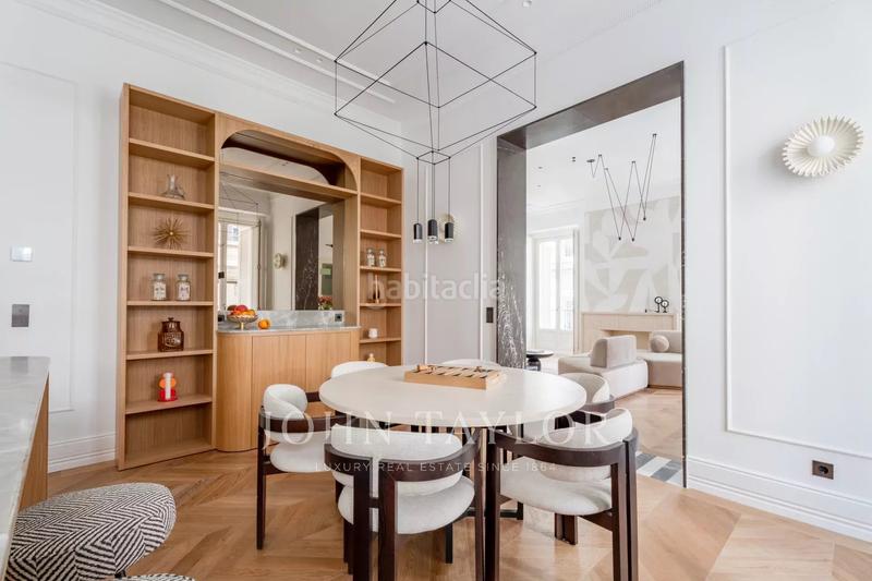 Foto af586ab3-2434-4e0a-9ef5-f747331d3055. Etagenwohnung mit heizung in Justicia-Chueca Madrid