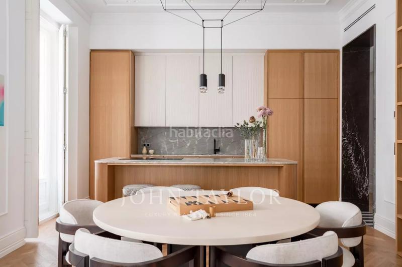 Foto bd167348-bc0b-4643-a434-cd15bb481739. Etagenwohnung mit heizung in Justicia-Chueca Madrid