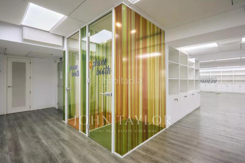 Foto 530039d3-e0c0-456a-a206-c64f1dae9975. Rent office space with heating parking in Valdeacederas Madrid