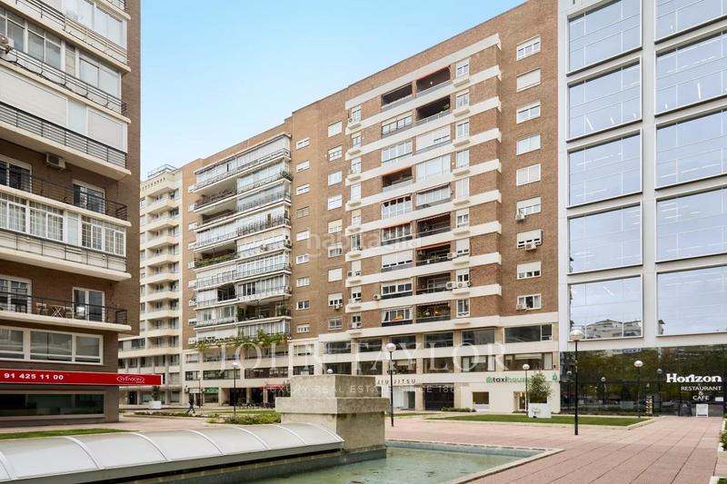 Foto 69bf866d-28ec-48ba-96cd-e4a3352af8b8. Rent office space with heating parking in Valdeacederas Madrid