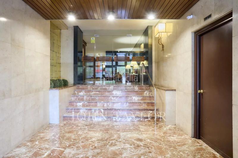 Foto 02225346-5500-4f53-948d-77b122b5ab19. Affitto ufficio con riscaldamento parcheggio in Valdeacederas Madrid