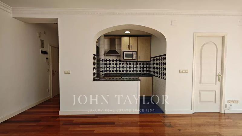 Foto 7d6f09f2-2459-4fcb-a971-75452cea5134. Lloguer pis amb calefacció a Nueva España Madrid