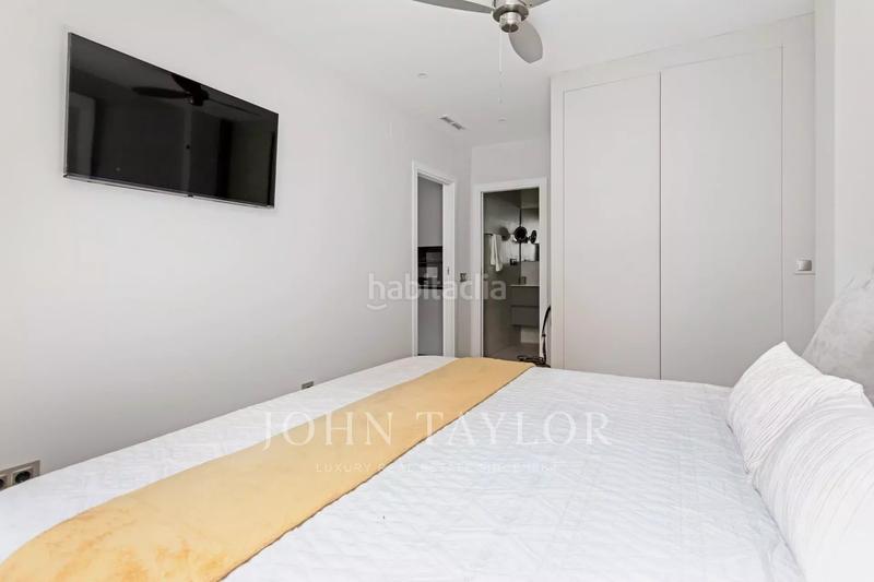 Foto c5a3a9e6-c5d7-45d2-90ce-c2047359a1c6. Attico con riscaldamento piscina in Sol Madrid