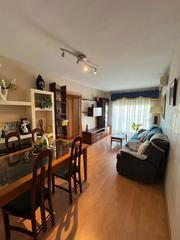 Appartamento  Carretera de la marina. Piso de 3 habitaciones en el prat de llobregat con balcón solead