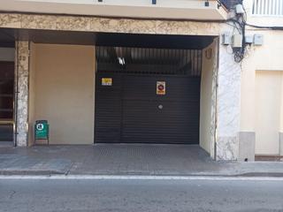 Autoparkplatz  Carrer de santiago rusiñol. Plaza de parking en el casco antiguo de el prat de llobregat