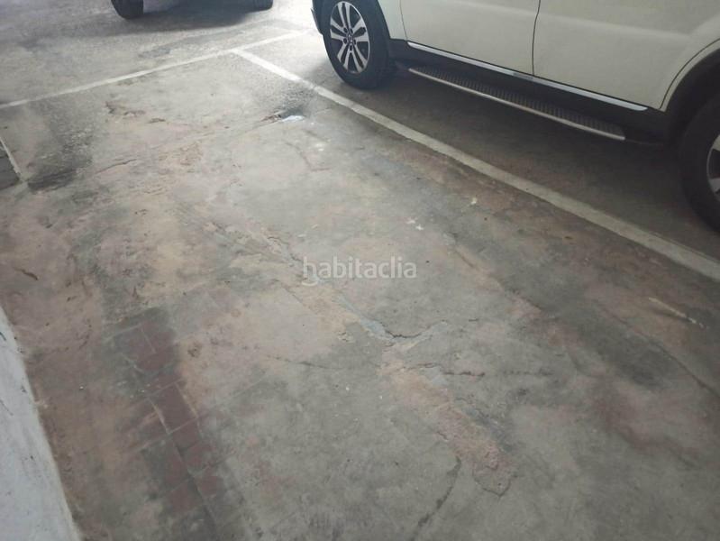 Foto 69d0653c-6323-40e4-b216-05ebd4d09de4. Autoparkplatz in Centre Prat de Llobregat (El)