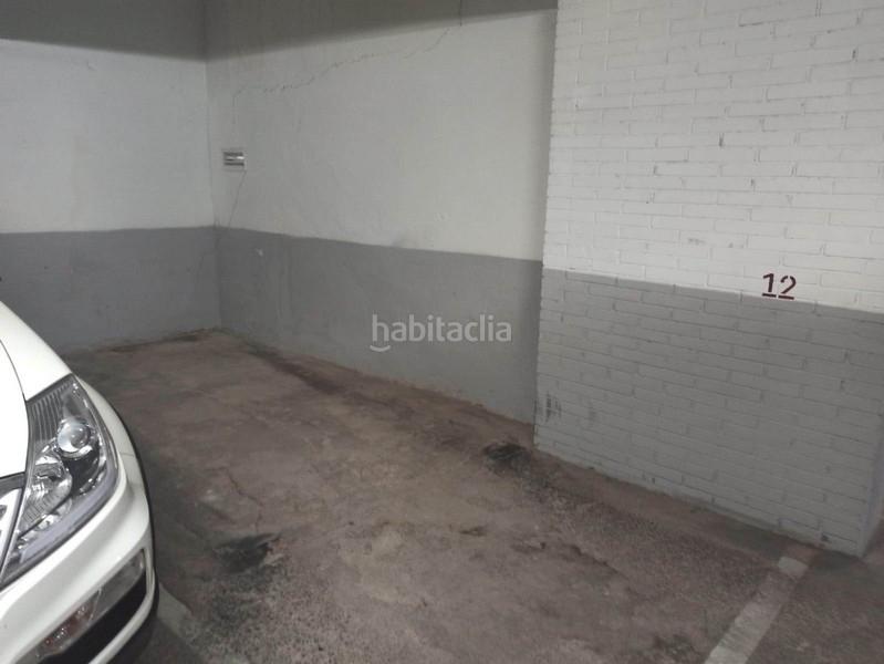 Foto ae9ee07f-8c54-4c89-84d0-39f04f71ef4b. Autoparkplatz in Centre Prat de Llobregat (El)