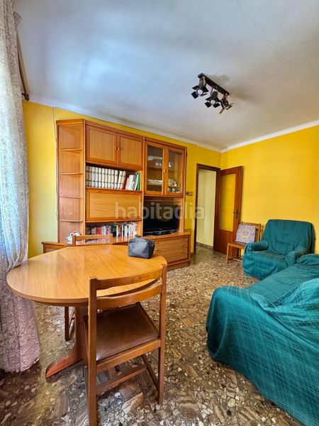 Foto 3bbf6423-8baf-4b26-a072-5c6e12ba04d5. Pis a Centre Prat de Llobregat (El)