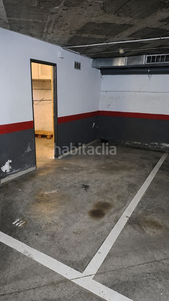Foto b8429b5d-00f1-4810-aa74-1098982554dd. Aparcament cotxe a Sagnier-Plaça de Catalunya Prat de Llobregat (El)