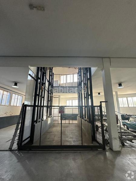 Foto e9952092-89b0-4265-a1f5-8e570866df9a. Fabrikhalle in Poza del Agua Leganés