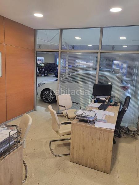 Foto 29929ae3-5363-4dc2-93df-1f19d8fc6327. Bâtiment à usage industriel dans Humanes de Madrid