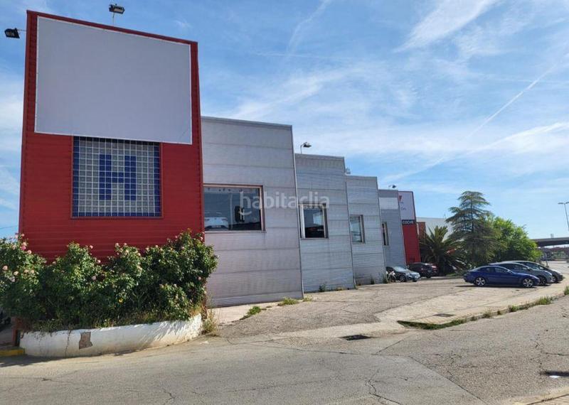 Foto 32748261-0a91-42c0-8dd8-5a4d90e6b112. Bâtiment à usage industriel dans Humanes de Madrid