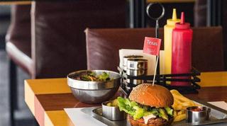 Pas-de-porte Local commercial à Mirasierra