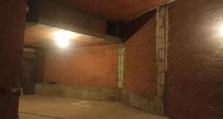 Local Comercial en Parque Oeste-Fuente Cisneros