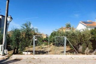 Residential Plot in Serranillos del Valle
