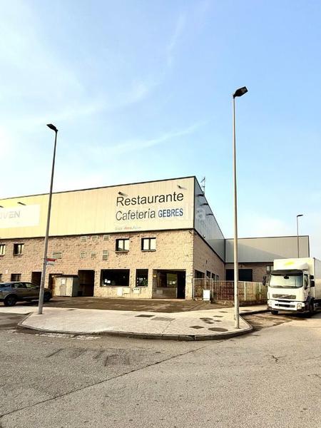 Foto 4615dd43-c082-46e1-880b-1b9b2e4438f4. Nau industrial a Tremañes Gijón