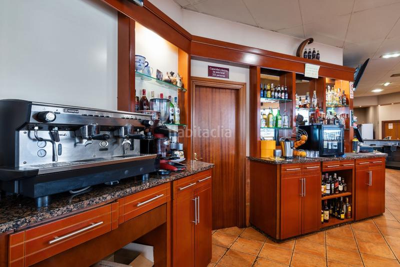 Foto a34a73c3-567c-4d7e-82a0-d92d7a6de265. Nau industrial a Tremañes Gijón